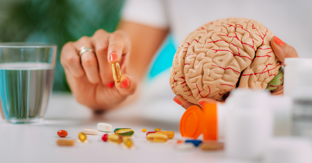 Welche Vitamine verbessern das Gedächtnis und Gehirn? [2025]