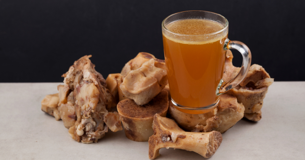 Knochenbrühe: Wirkung und Vorteile von Bone Broth + Empfehlung [2025]